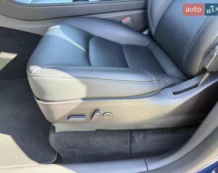 Синий Тесла Model Y, объемом двигателя 0 л и пробегом 80 тыс. км за 25300 $, фото 75 на Automoto.ua