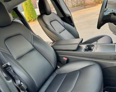 Синій Тесла Model Y, об'ємом двигуна 0 л та пробігом 58 тис. км за 27800 $, фото 33 на Automoto.ua