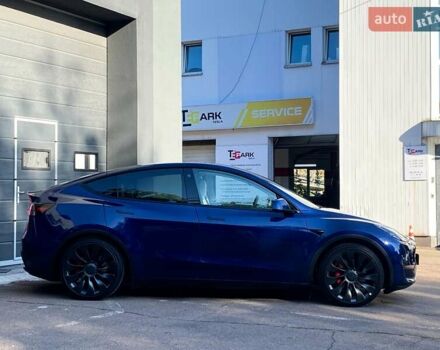 Синий Тесла Model Y, объемом двигателя 0 л и пробегом 92 тыс. км за 31999 $, фото 10 на Automoto.ua