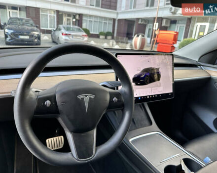 Синий Тесла Model Y, объемом двигателя 0 л и пробегом 27 тыс. км за 29500 $, фото 6 на Automoto.ua