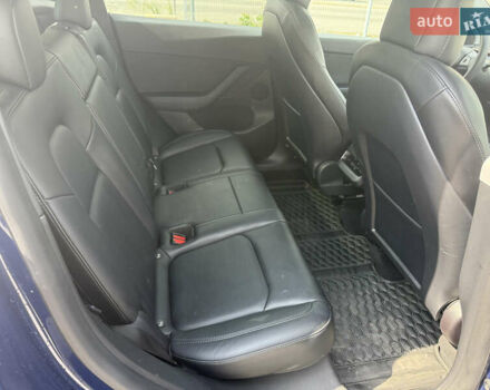 Синий Тесла Model Y, объемом двигателя 0 л и пробегом 120 тыс. км за 24399 $, фото 19 на Automoto.ua