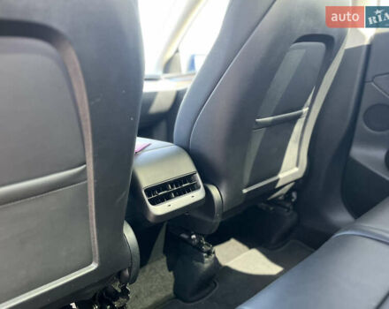 Синий Тесла Model Y, объемом двигателя 0 л и пробегом 28 тыс. км за 28819 $, фото 8 на Automoto.ua