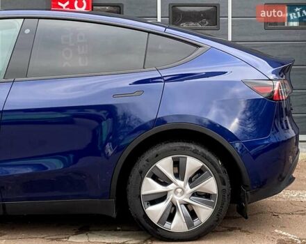 Синий Тесла Model Y, объемом двигателя 0 л и пробегом 35 тыс. км за 30999 $, фото 6 на Automoto.ua