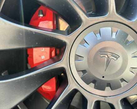 Синий Тесла Model Y, объемом двигателя 0 л и пробегом 15 тыс. км за 33000 $, фото 17 на Automoto.ua