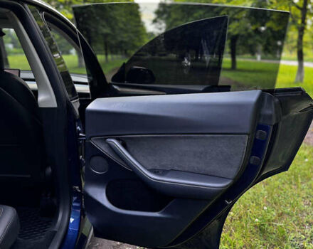 Синий Тесла Model Y, объемом двигателя 0 л и пробегом 26 тыс. км за 19900 $, фото 7 на Automoto.ua