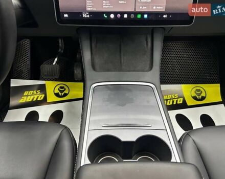 Синій Тесла Model Y, об'ємом двигуна 0 л та пробігом 80 тис. км за 30000 $, фото 11 на Automoto.ua