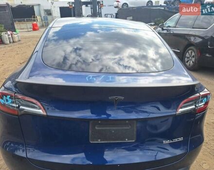 Синий Тесла Model Y, объемом двигателя 0 л и пробегом 37 тыс. км за 23000 $, фото 15 на Automoto.ua