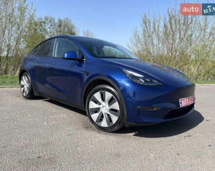 Синий Тесла Model Y, объемом двигателя 0 л и пробегом 28 тыс. км за 28819 $, фото 31 на Automoto.ua