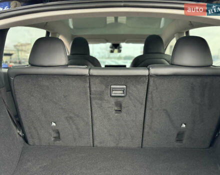 Синий Тесла Model Y, объемом двигателя 0 л и пробегом 36 тыс. км за 31000 $, фото 44 на Automoto.ua