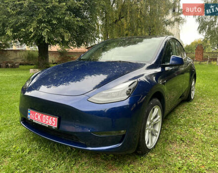 Синий Тесла Model Y, объемом двигателя 0 л и пробегом 37 тыс. км за 27270 $, фото 3 на Automoto.ua