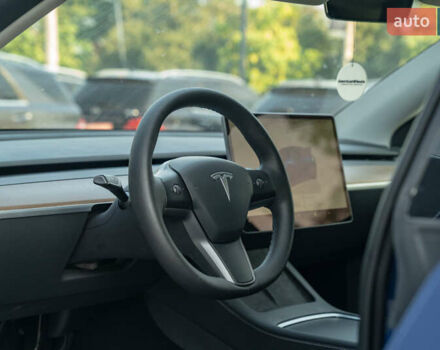 Синий Тесла Model Y, объемом двигателя 0 л и пробегом 79 тыс. км за 31900 $, фото 14 на Automoto.ua