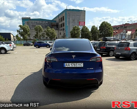 Синий Тесла Model Y, объемом двигателя 0 л и пробегом 26 тыс. км за 30000 $, фото 2 на Automoto.ua