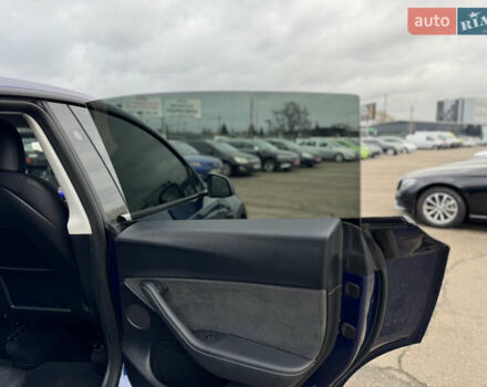 Синий Тесла Model Y, объемом двигателя 0 л и пробегом 36 тыс. км за 31000 $, фото 62 на Automoto.ua