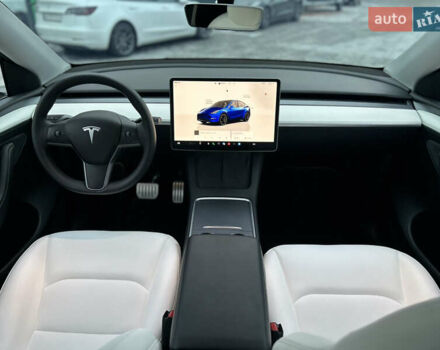 Синий Тесла Model Y, объемом двигателя 0 л и пробегом 48 тыс. км за 31600 $, фото 21 на Automoto.ua