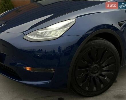 Синий Тесла Model Y, объемом двигателя 0 л и пробегом 10 тыс. км за 30494 $, фото 2 на Automoto.ua