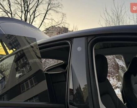 Синий Тесла Model Y, объемом двигателя 0 л и пробегом 15 тыс. км за 31500 $, фото 27 на Automoto.ua
