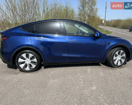 Синий Тесла Model Y, объемом двигателя 0 л и пробегом 28 тыс. км за 28819 $, фото 19 на Automoto.ua
