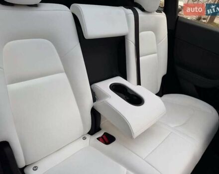 Синий Тесла Model Y, объемом двигателя 0 л и пробегом 14 тыс. км за 27600 $, фото 9 на Automoto.ua