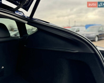 Синий Тесла Model Y, объемом двигателя 0 л и пробегом 36 тыс. км за 31000 $, фото 45 на Automoto.ua