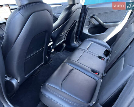 Синий Тесла Model Y, объемом двигателя 0 л и пробегом 38 тыс. км за 33000 $, фото 7 на Automoto.ua