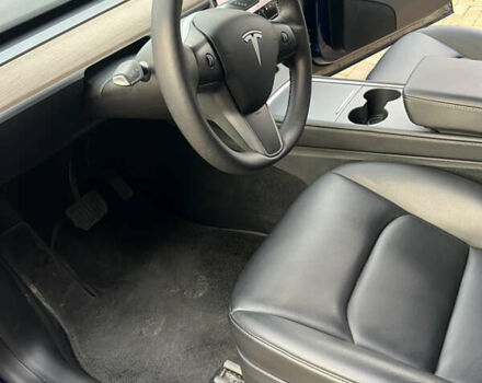 Синий Тесла Model Y, объемом двигателя 0 л и пробегом 32 тыс. км за 32800 $, фото 10 на Automoto.ua