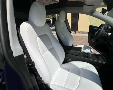 Синий Тесла Model Y, объемом двигателя 0 л и пробегом 37 тыс. км за 31000 $, фото 18 на Automoto.ua