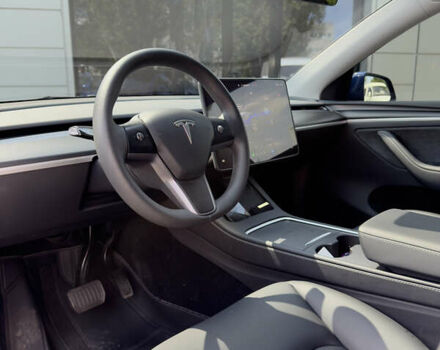 Синий Тесла Model Y, объемом двигателя 0 л и пробегом 14 тыс. км за 28000 $, фото 6 на Automoto.ua