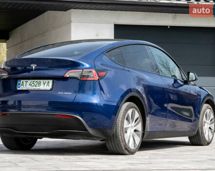 Синий Тесла Model Y, объемом двигателя 0 л и пробегом 55 тыс. км за 27200 $, фото 7 на Automoto.ua