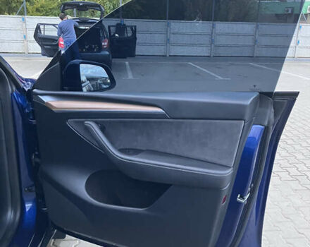 Синій Тесла Model Y, об'ємом двигуна 0 л та пробігом 29 тис. км за 29000 $, фото 39 на Automoto.ua
