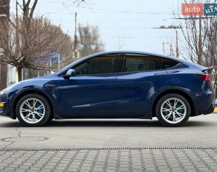 Синий Тесла Model Y, объемом двигателя 0 л и пробегом 14 тыс. км за 27600 $, фото 1 на Automoto.ua
