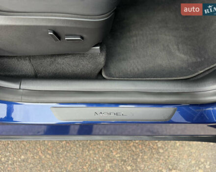 Синий Тесла Model Y, объемом двигателя 0 л и пробегом 36 тыс. км за 31000 $, фото 63 на Automoto.ua