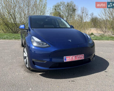 Синий Тесла Model Y, объемом двигателя 0 л и пробегом 28 тыс. км за 28819 $, фото 27 на Automoto.ua