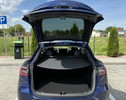 Синий Тесла Model Y, объемом двигателя 0 л и пробегом 13 тыс. км за 28500 $, фото 12 на Automoto.ua