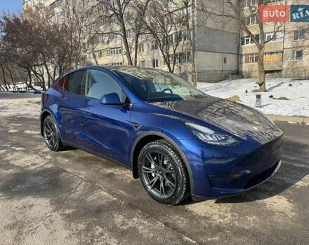 Синий Тесла Model Y, объемом двигателя 0 л и пробегом 21 тыс. км за 26500 $, фото 18 на Automoto.ua