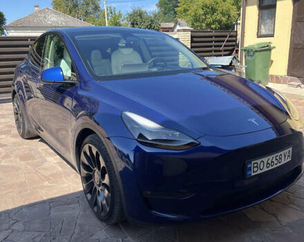 Синий Тесла Model Y, объемом двигателя 0 л и пробегом 37 тыс. км за 31000 $, фото 2 на Automoto.ua