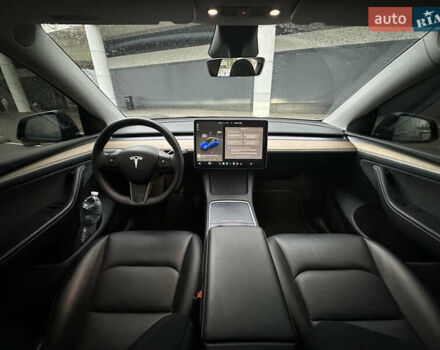 Синий Тесла Model Y, объемом двигателя 0 л и пробегом 36 тыс. км за 33000 $, фото 14 на Automoto.ua