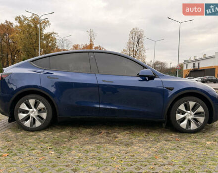 Синий Тесла Model Y, объемом двигателя 0 л и пробегом 46 тыс. км за 31900 $, фото 3 на Automoto.ua