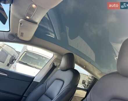 Синий Тесла Model Y, объемом двигателя 0 л и пробегом 15 тыс. км за 29777 $, фото 9 на Automoto.ua