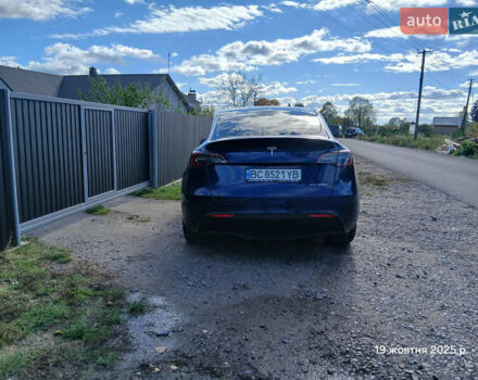 Синий Тесла Model Y, объемом двигателя 0 л и пробегом 25 тыс. км за 27300 $, фото 10 на Automoto.ua