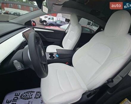 Синій Тесла Model Y, об'ємом двигуна 0 л та пробігом 27 тис. км за 19000 $, фото 6 на Automoto.ua