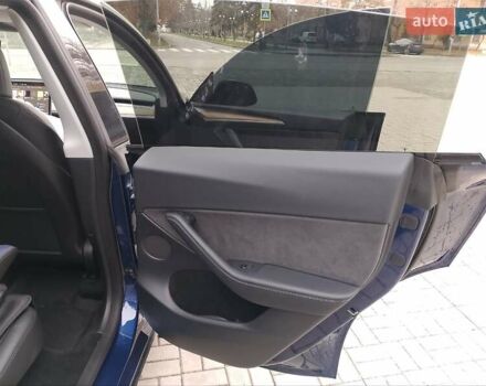 Синій Тесла Model Y, об'ємом двигуна 0 л та пробігом 54 тис. км за 30000 $, фото 25 на Automoto.ua