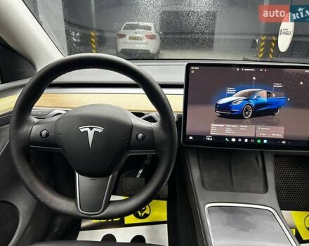 Синій Тесла Model Y, об'ємом двигуна 0 л та пробігом 80 тис. км за 30000 $, фото 8 на Automoto.ua