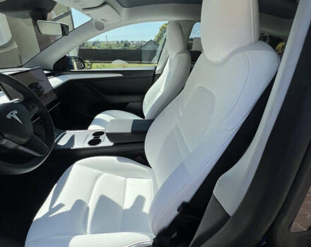 Синий Тесла Model Y, объемом двигателя 0 л и пробегом 37 тыс. км за 31000 $, фото 9 на Automoto.ua