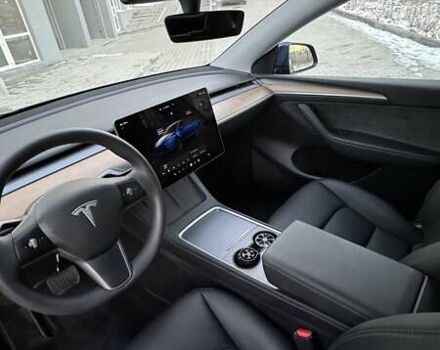 Синий Тесла Model Y, объемом двигателя 0 л и пробегом 15 тыс. км за 31500 $, фото 15 на Automoto.ua