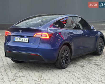 Синий Тесла Model Y, объемом двигателя 0 л и пробегом 36 тыс. км за 33000 $, фото 7 на Automoto.ua