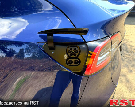 Синий Тесла Model Y, объемом двигателя 0 л и пробегом 26 тыс. км за 30000 $, фото 7 на Automoto.ua