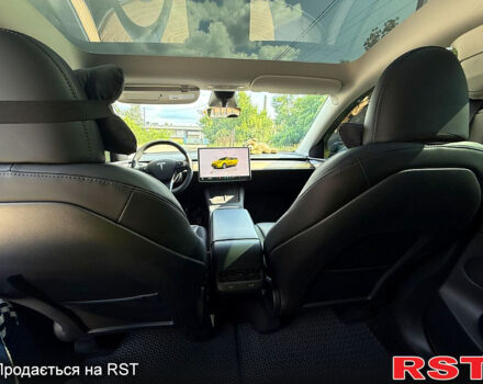 Синий Тесла Model Y, объемом двигателя 0 л и пробегом 26 тыс. км за 30000 $, фото 9 на Automoto.ua