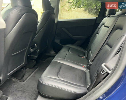 Синий Тесла Model Y, объемом двигателя 0 л и пробегом 37 тыс. км за 27270 $, фото 25 на Automoto.ua