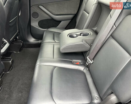 Синій Тесла Model Y, об'ємом двигуна 0 л та пробігом 81 тис. км за 25500 $, фото 20 на Automoto.ua