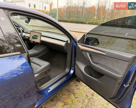 Синий Тесла Model Y, объемом двигателя 0 л и пробегом 46 тыс. км за 31900 $, фото 12 на Automoto.ua
